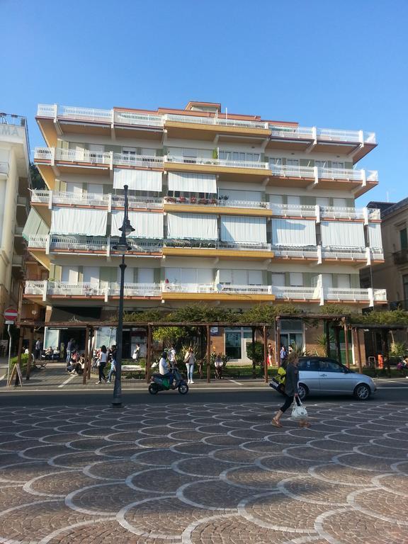 La Parigina - La Casa Al Mare A Maiori Apartment Luaran gambar