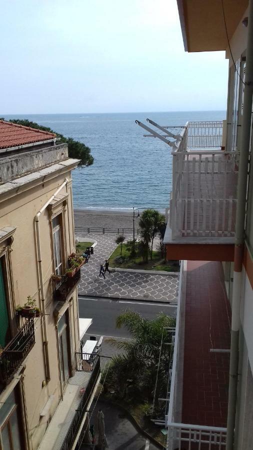 La Parigina - La Casa Al Mare A Maiori Apartment Luaran gambar